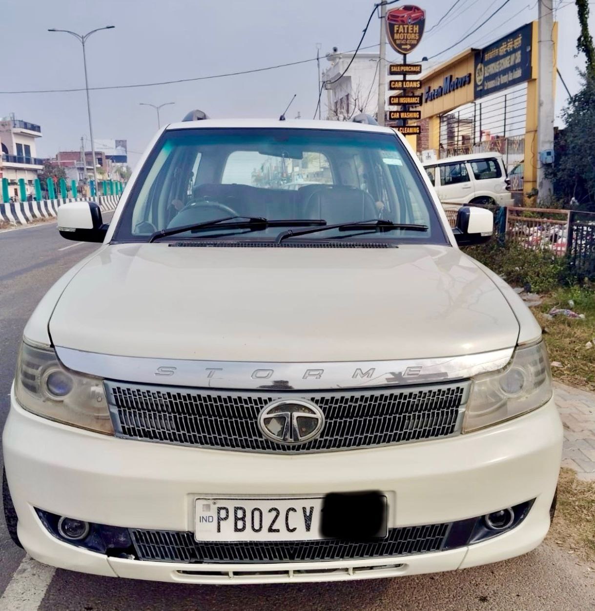 2015 Tata Safari EX 3