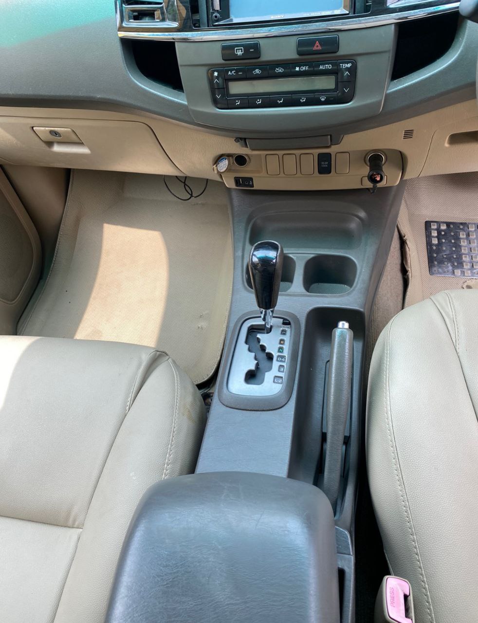 2013 Toyota Fortuner 4x2 4