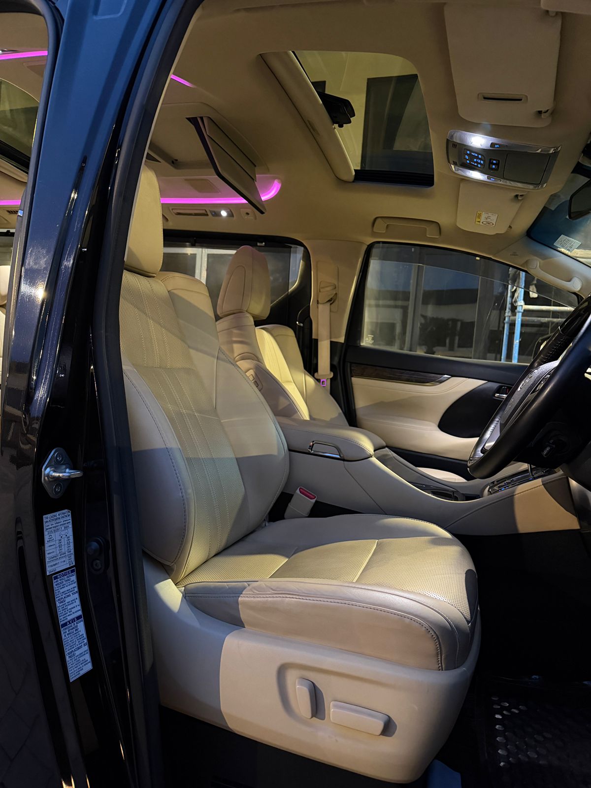 2022 Toyota VELLFIRE E-four 2